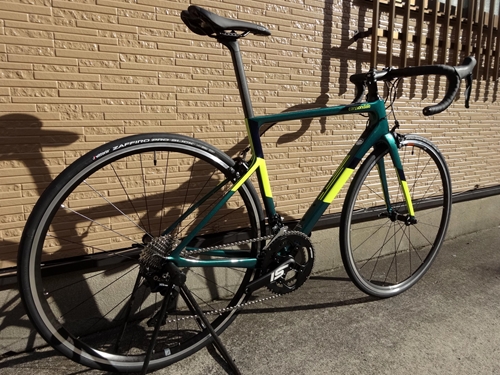自転車本体 CANNONDALE SUPERSIX EVO 105 Supersix EVO Carbon Disc 105は万人にオススメできる真の